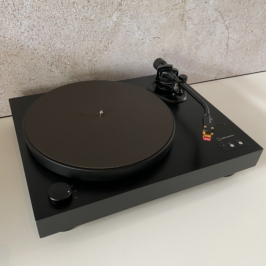 Audio-Technica_ATLP8X_SV Edition